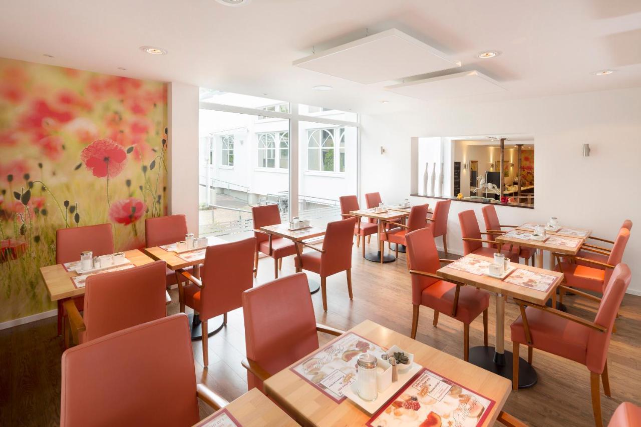 Hotel Am Rosenpark Aachen Bagian luar foto