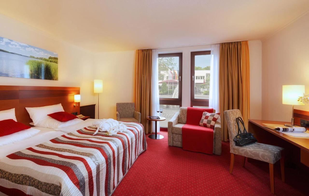 Hotel Am Rosenpark Aachen Bagian luar foto