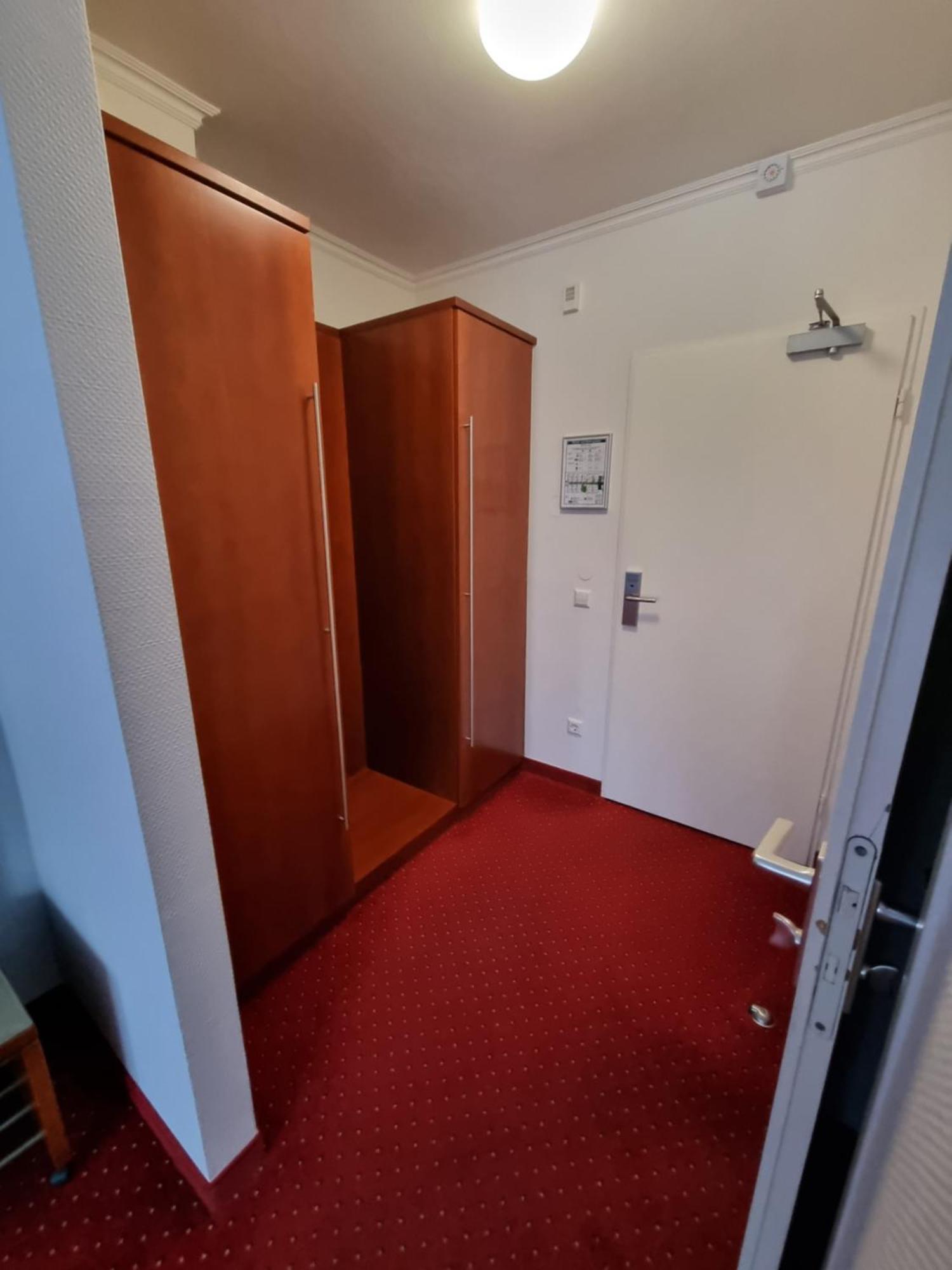 Hotel Am Rosenpark Aachen Bagian luar foto